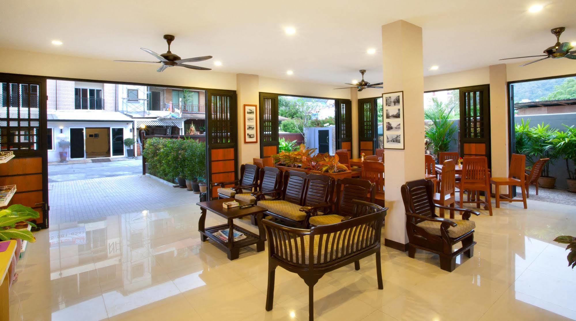 Апарт отель Patong Pool House Экстерьер фото