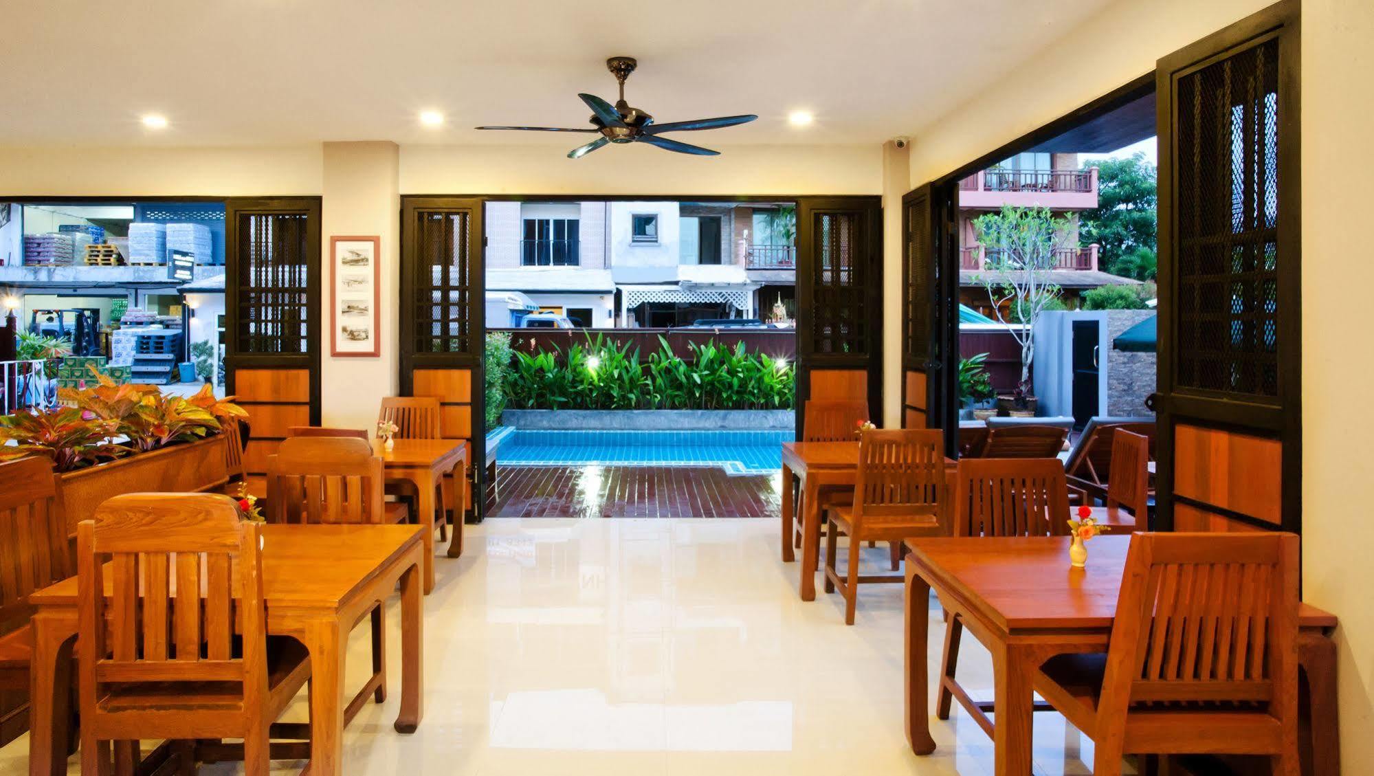 Апарт отель Patong Pool House Экстерьер фото